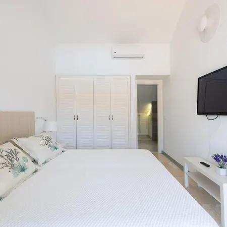 Blue Marlin 14 * Pasito Blanco